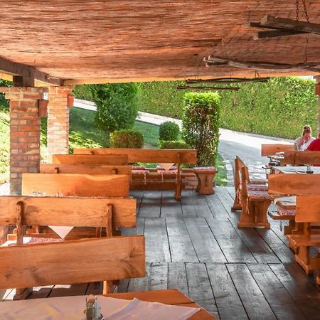Hotel & Restaurant Se-Mi Veliko Trgovisce Ngoại thất bức ảnh