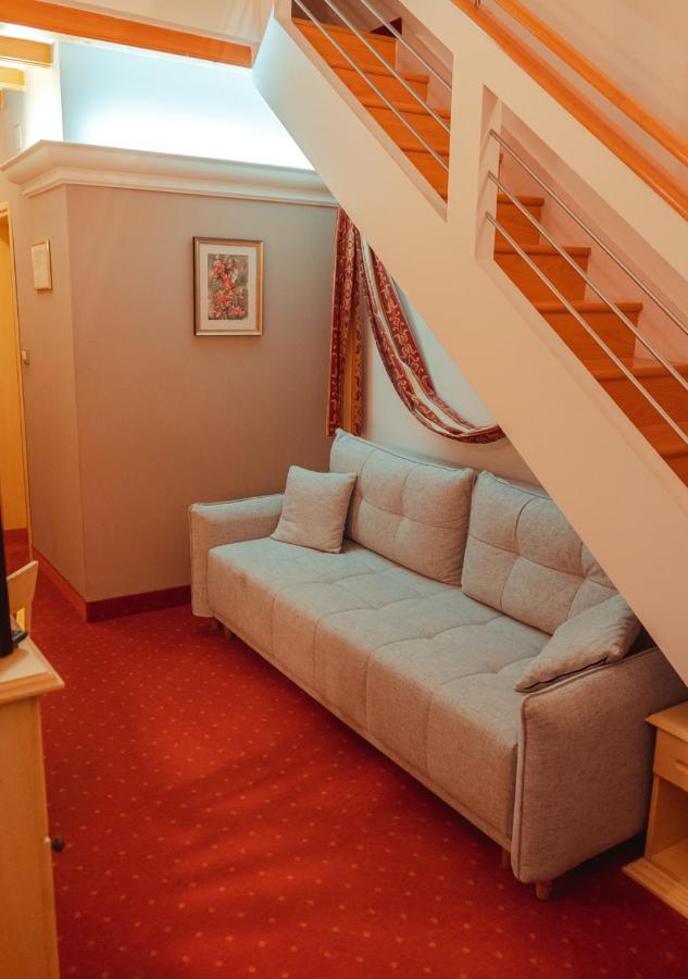 Hotel & Restaurant Se-Mi Veliko Trgovisce Ngoại thất bức ảnh