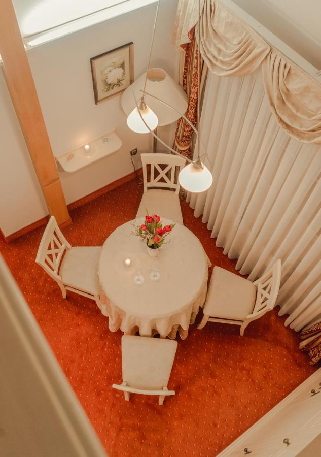 Hotel & Restaurant Se-Mi Veliko Trgovisce Ngoại thất bức ảnh